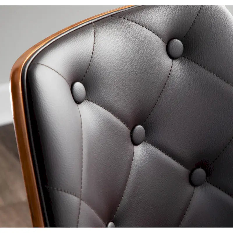 Chaise de salle à manger en noyer de style Mid-century Modern