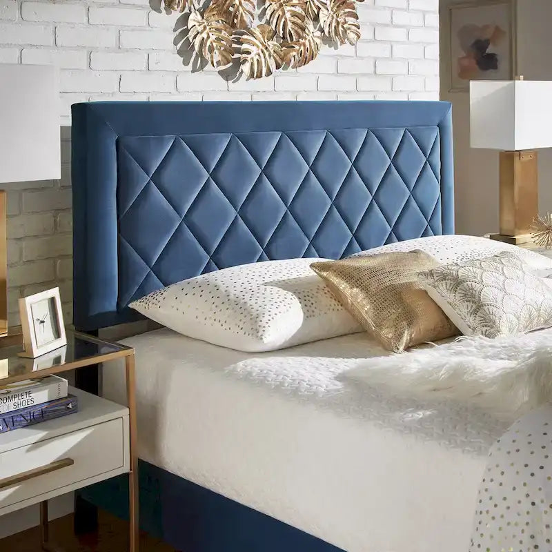 Lit plateforme en tissu velours